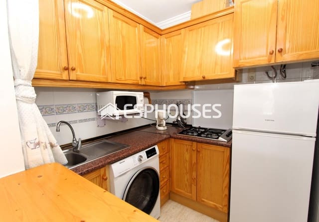 2 soveværelse Lejlighed til salg i Las Viñas, Guardamar del Segura med swimmingpool - € 120.000 (Ref: 9444162)