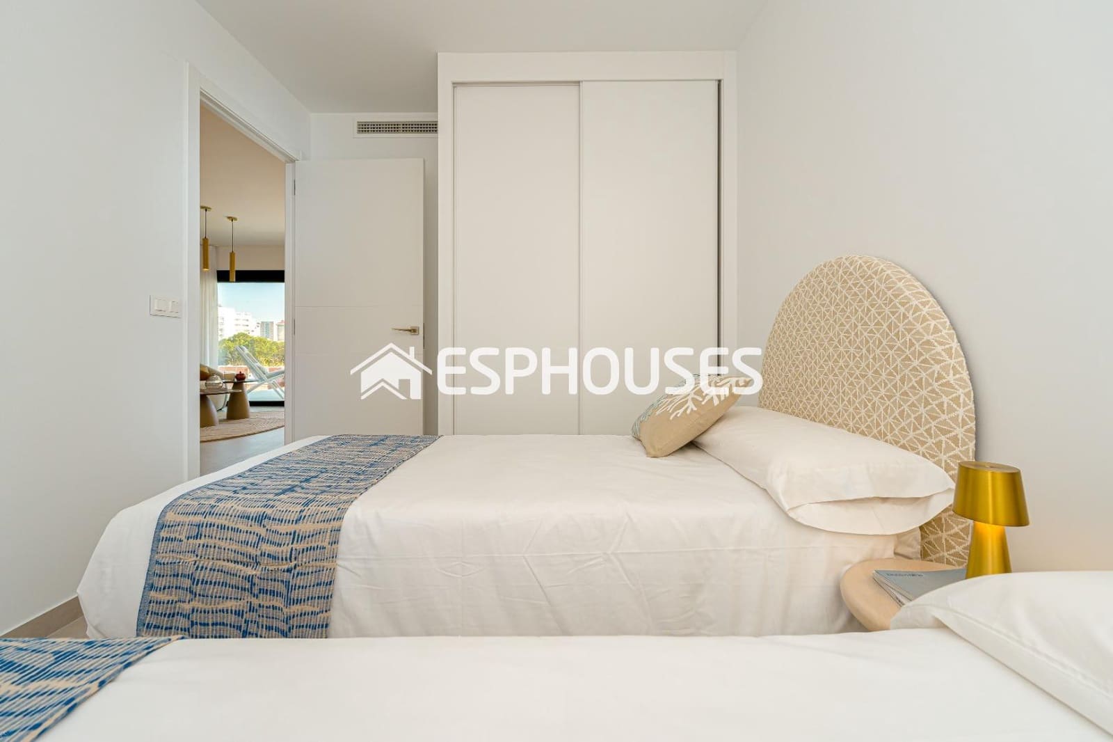 2 bedroom Apartment for sale in La Villajoyosa / Vila Joiosa with pool garage - € 369,000 (Ref: 9444169)