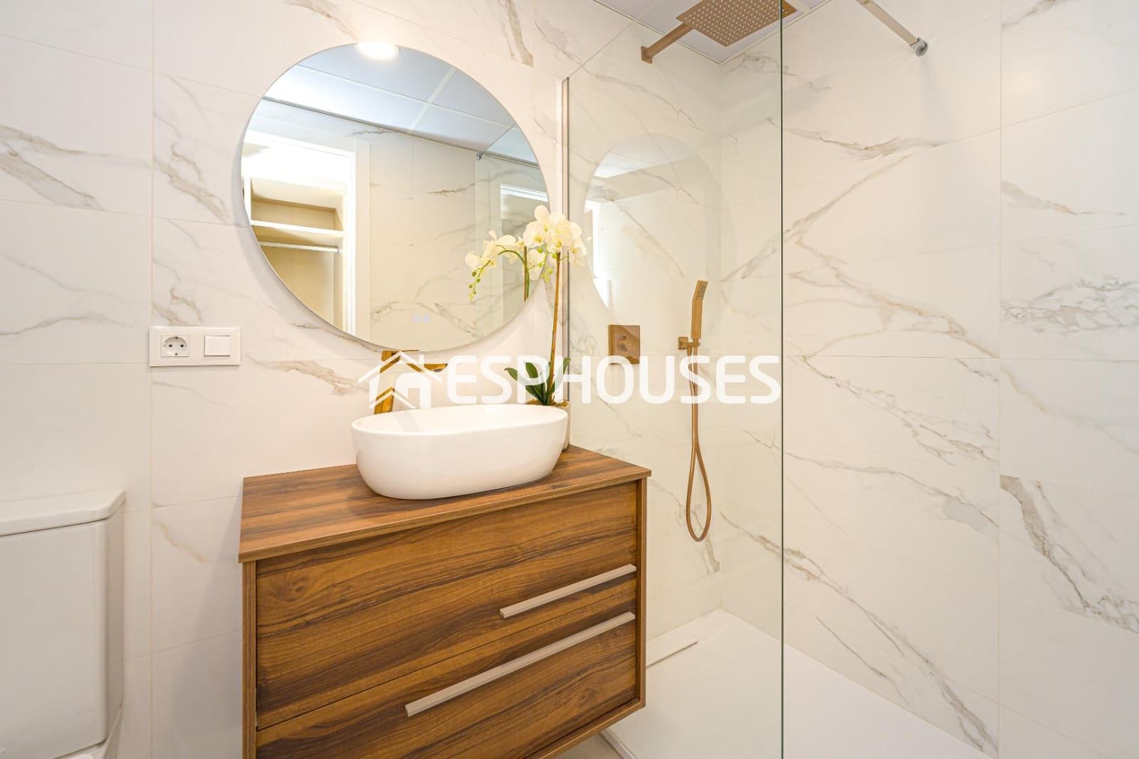 2 bedroom Apartment for sale in La Villajoyosa / Vila Joiosa with pool garage - € 349,000 (Ref: 9444171)