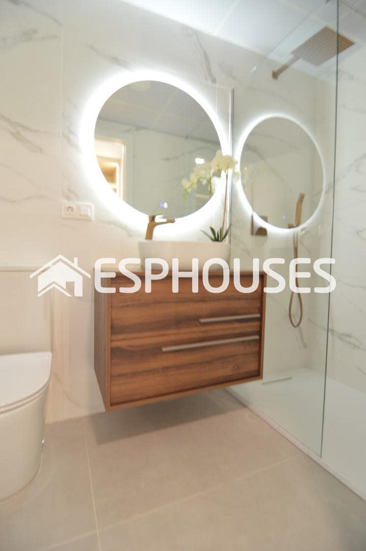 2 bedroom Apartment for sale in La Villajoyosa / Vila Joiosa with pool garage - € 355,000 (Ref: 9444172)