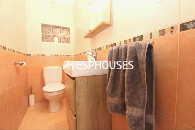 3 sovrum Lägenhet till salu i Zona Pueblo, Guardamar del Segura - 199 900 € (Ref: 9444189)