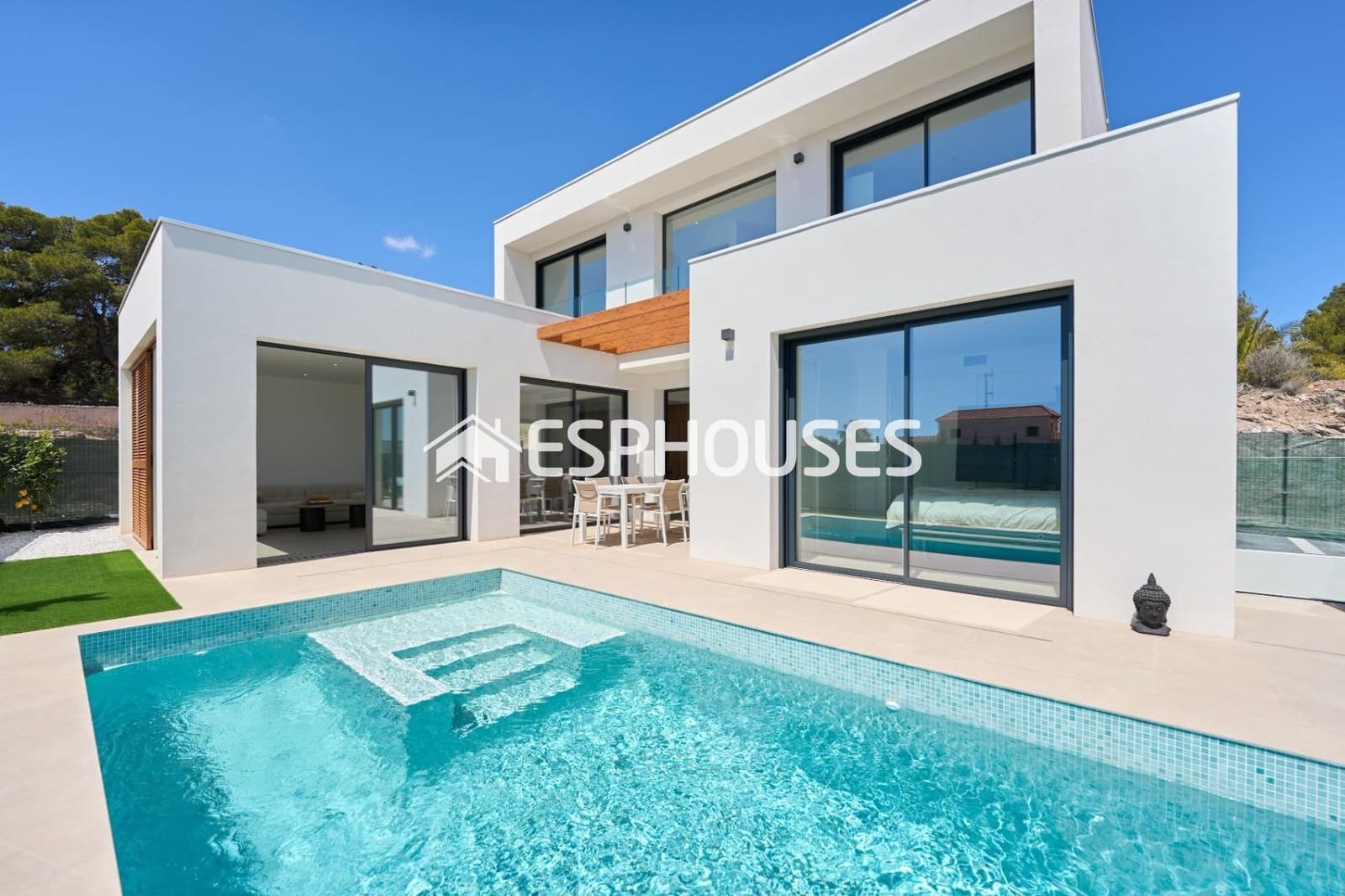 3 slaapkamer Villa te koop in Alfaz del Pi / L'Alfas del Pi met zwembad - € 685.000 (Ref: 9444190)