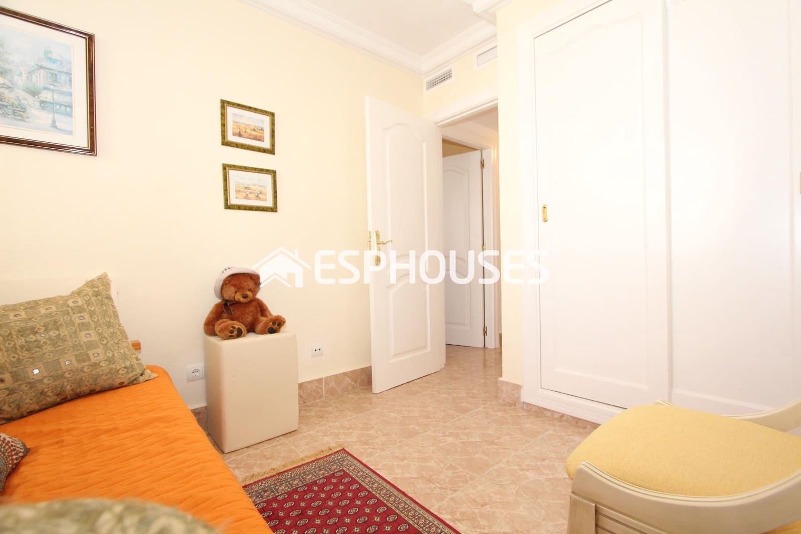 3 soveværelse Lejlighed til salg i Guardamar del Segura - € 300.000 (Ref: 9444193)