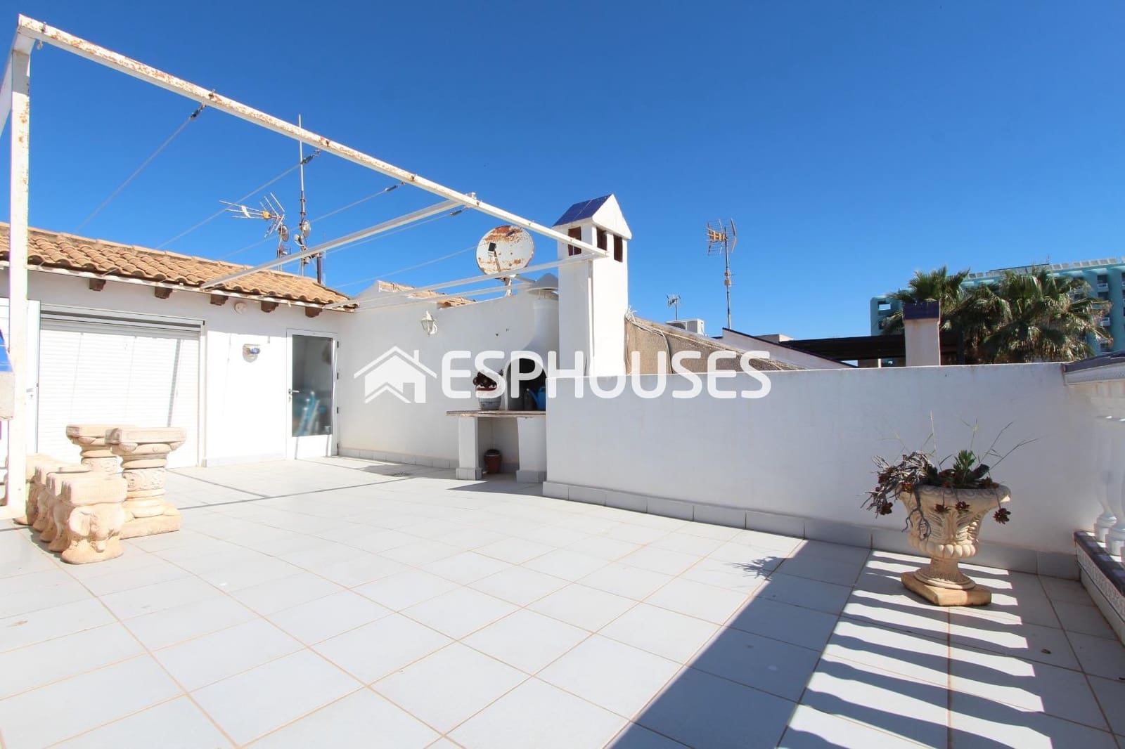 3 soveværelse Lejlighed til salg i Guardamar del Segura - € 300.000 (Ref: 9444193)