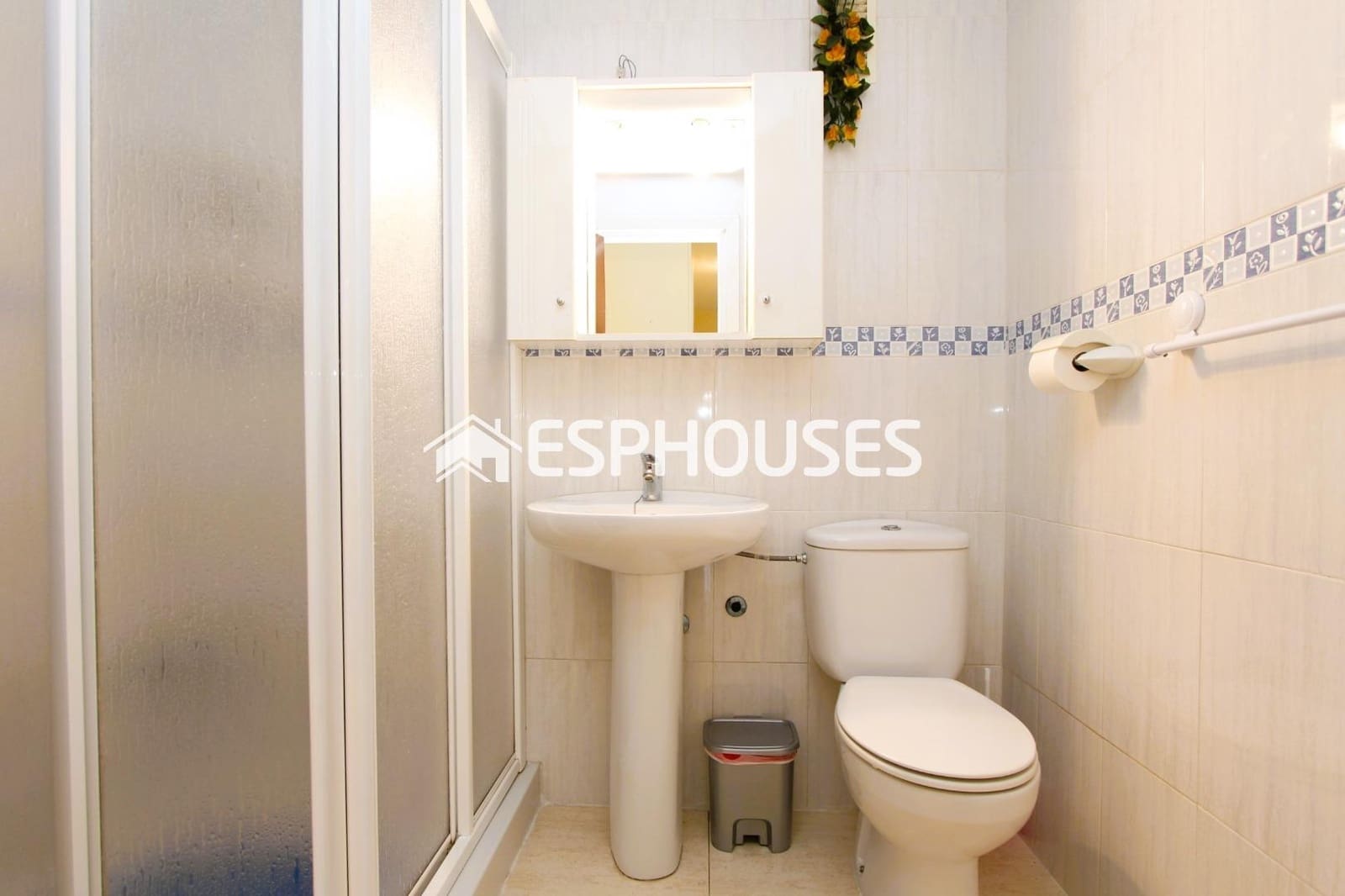 3 sovrum Lägenhet till salu i Guardamar del Segura med pool garage - 280 000 € (Ref: 9444195)