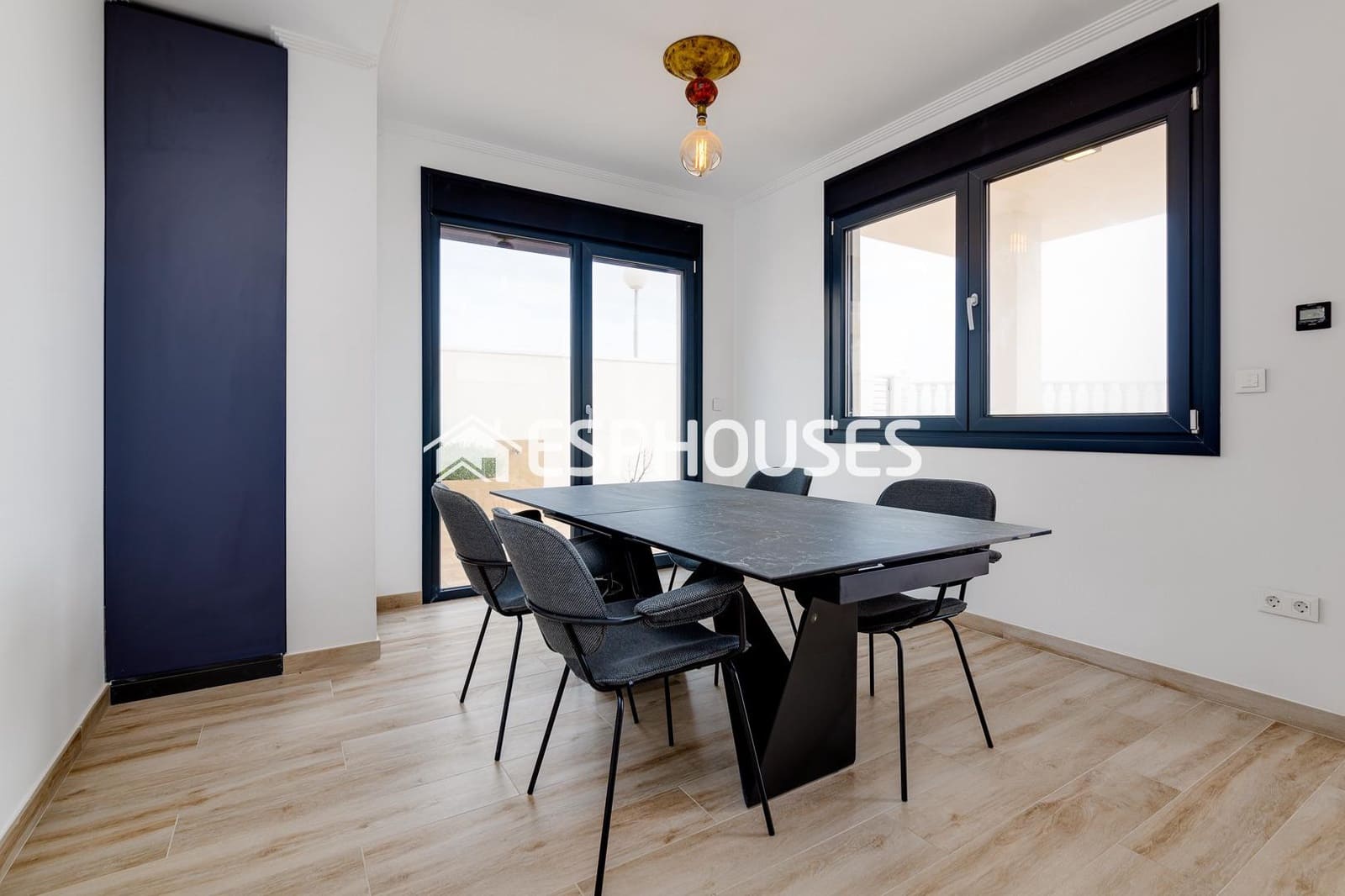 4 bedroom Villa for sale in Torrevieja with pool garage - € 990,000 (Ref: 9444196)