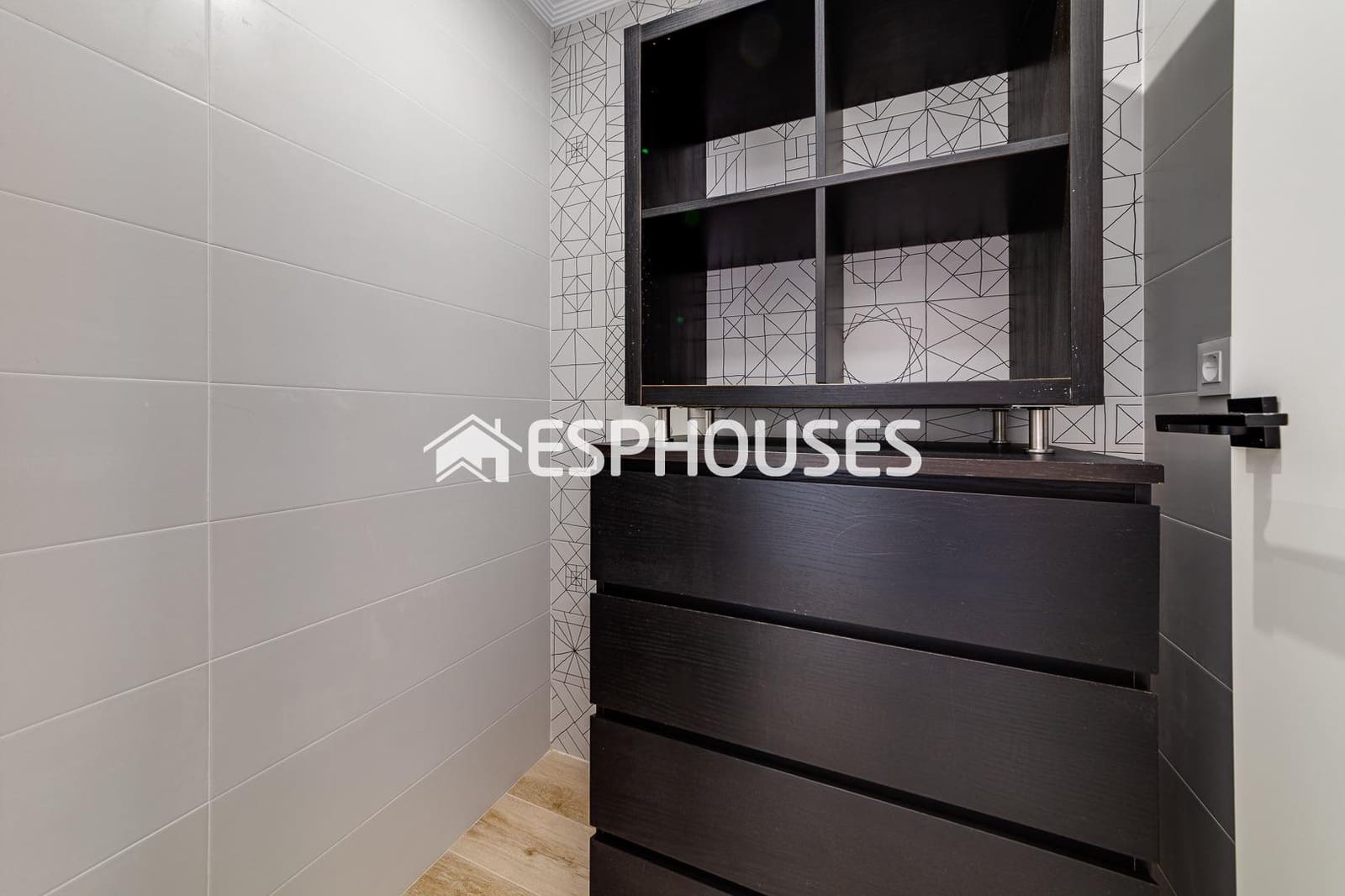 4 bedroom Villa for sale in Torrevieja with pool garage - € 990,000 (Ref: 9444196)