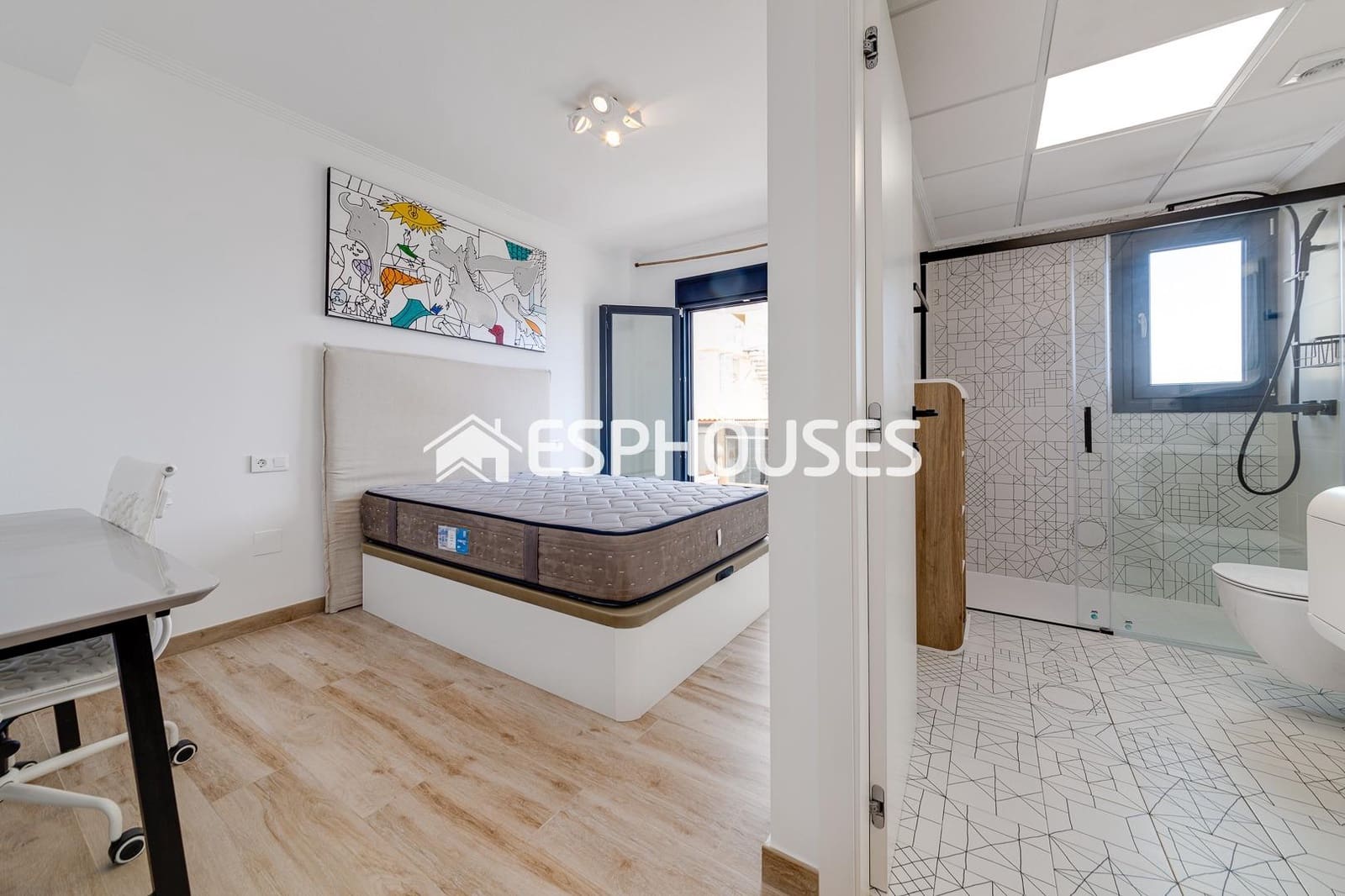 4 bedroom Villa for sale in Torrevieja with pool garage - € 990,000 (Ref: 9444196)