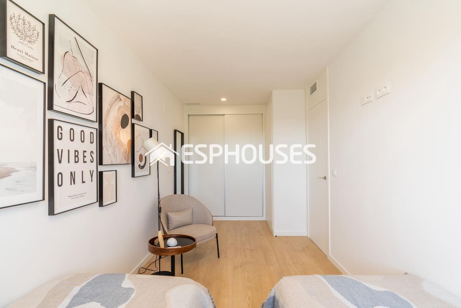 4 soveværelse Bungalow til salg i La Nucia med swimmingpool garage - € 499.000 (Ref: 9444207)