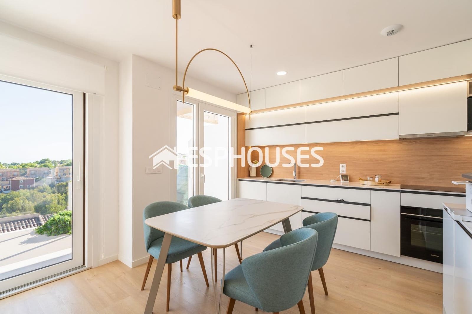 4 soveværelse Bungalow til salg i La Nucia med swimmingpool garage - € 450.000 (Ref: 9444208)