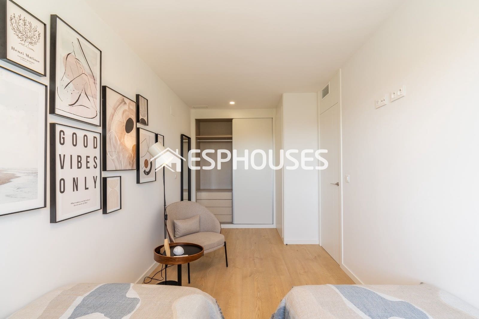 4 quarto Casa em Banda para venda em La Nucia com piscina garagem - 475 000 € (Ref: 9444208)