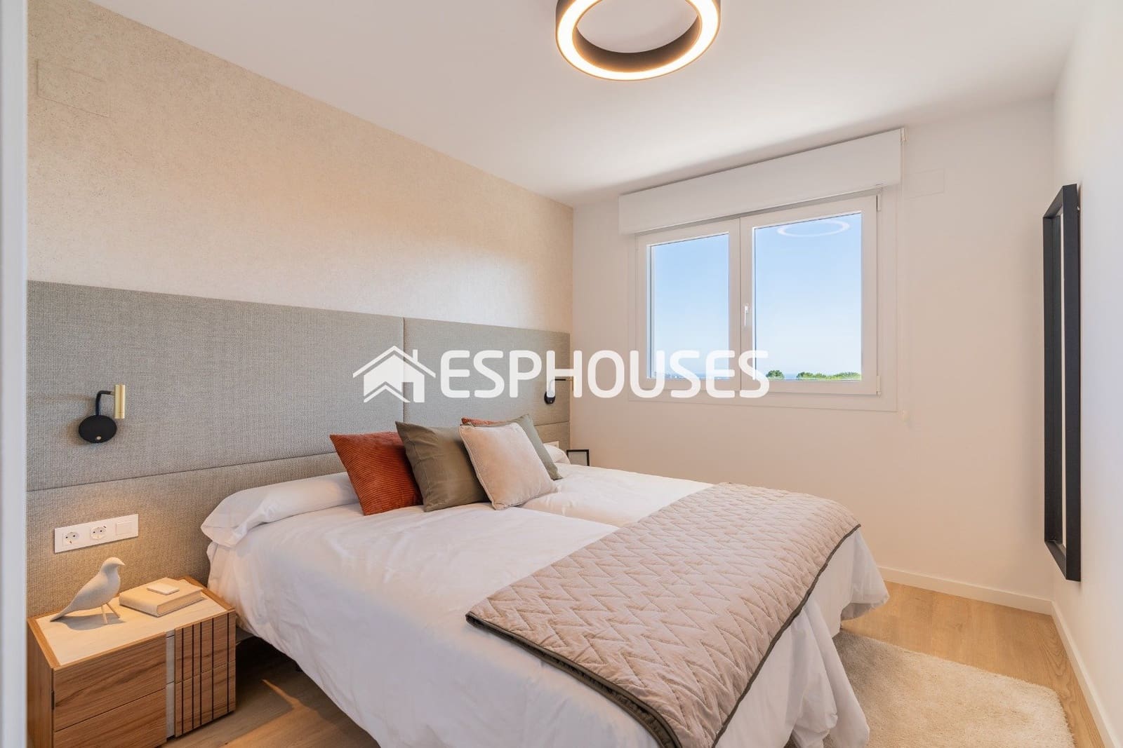 4 quarto Casa em Banda para venda em La Nucia com piscina garagem - 475 000 € (Ref: 9444208)