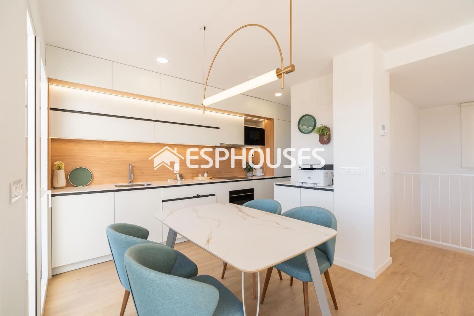 4 soveværelse Bungalow til salg i La Nucia med swimmingpool garage - € 427.000 (Ref: 9444209)