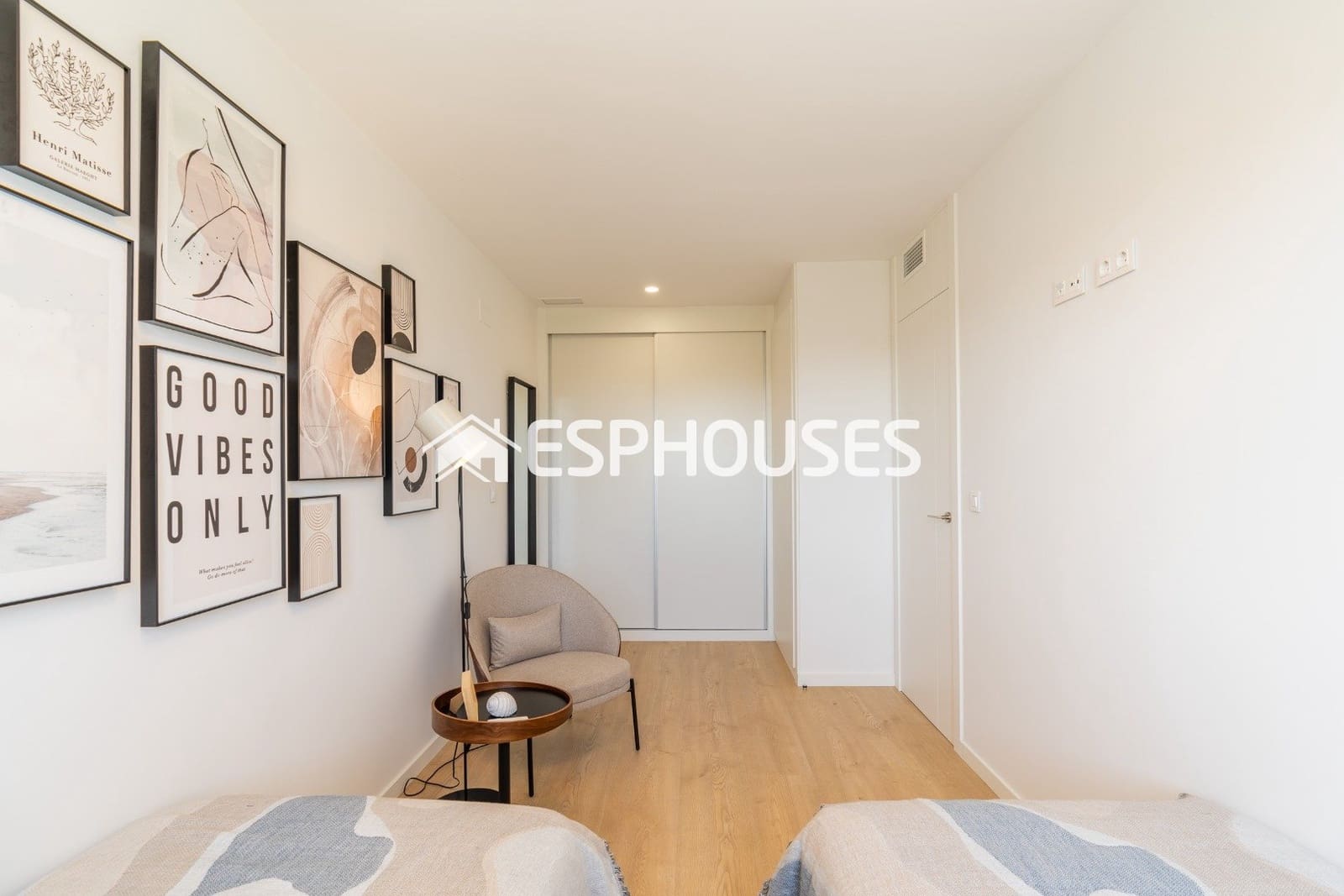 4 soverom Hus til salgs i La Nucia med svømmebasseng garasje - € 546 000 (Ref: 9444211)