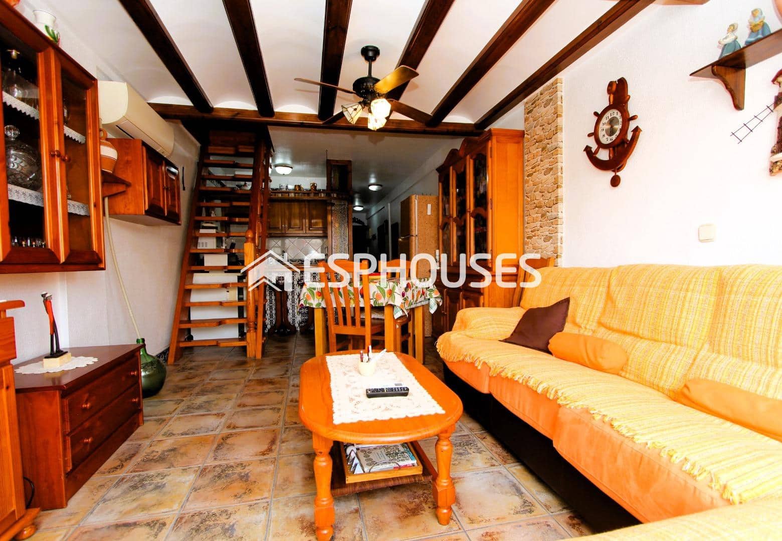 Apartamento de 2 habitaciones en Guardamar del Segura en venta - 179.900 € (Ref: 9444217)