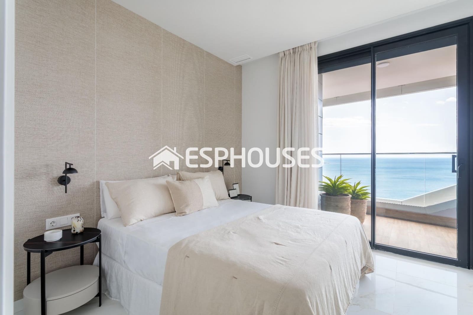 2 sovrum Lägenhet till salu i Benidorm med pool garage - 641 250 € (Ref: 9444218)