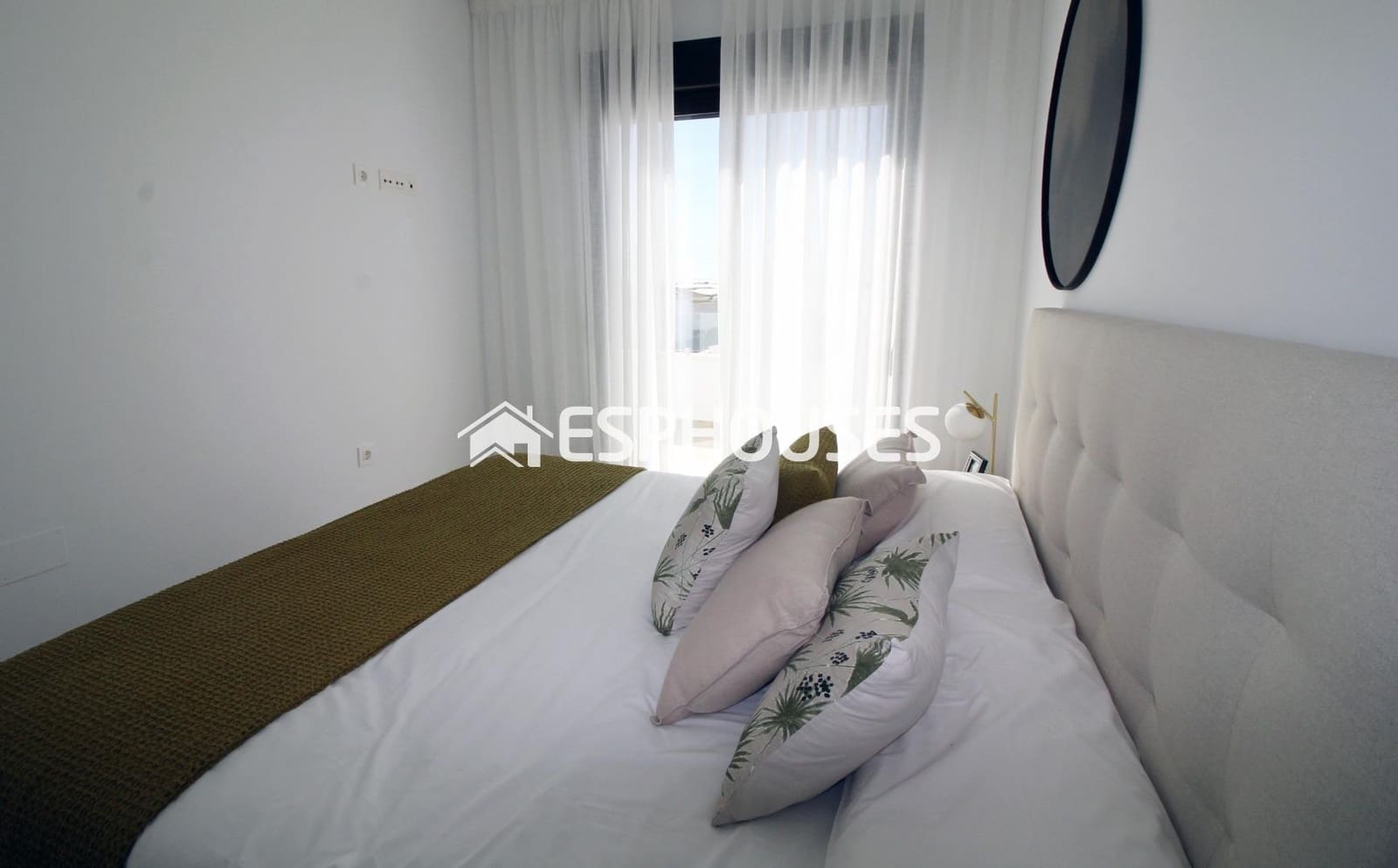 4 quarto Bungalow para venda em Pilar de la Horadada com piscina garagem - 369 900 € (Ref: 9444239)