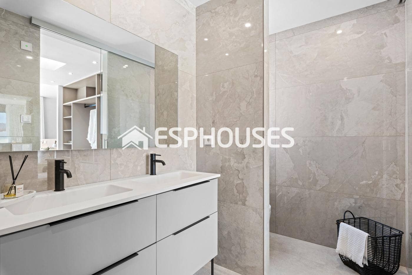 4 sovrum Villa till salu i Polop med pool garage - 725 000 € (Ref: 9444242)