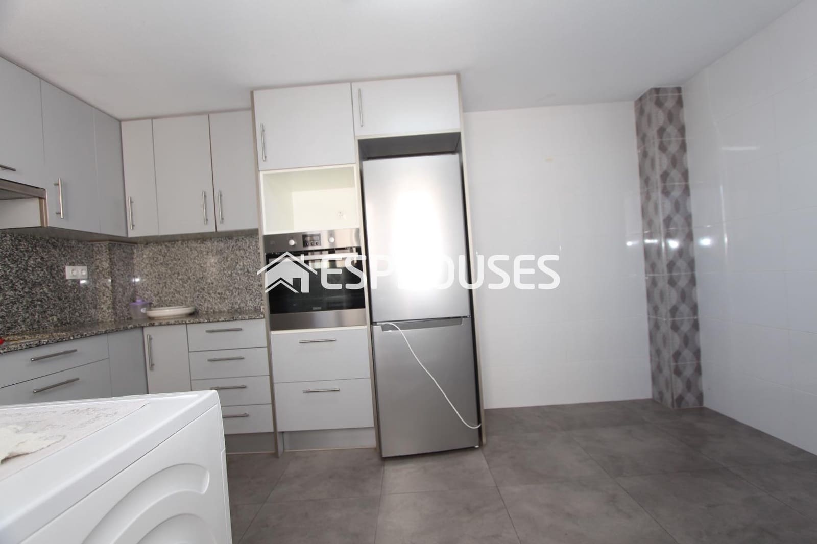 3 bedroom Apartment for sale in Guardamar del Segura - € 129,000 (Ref: 9444243)