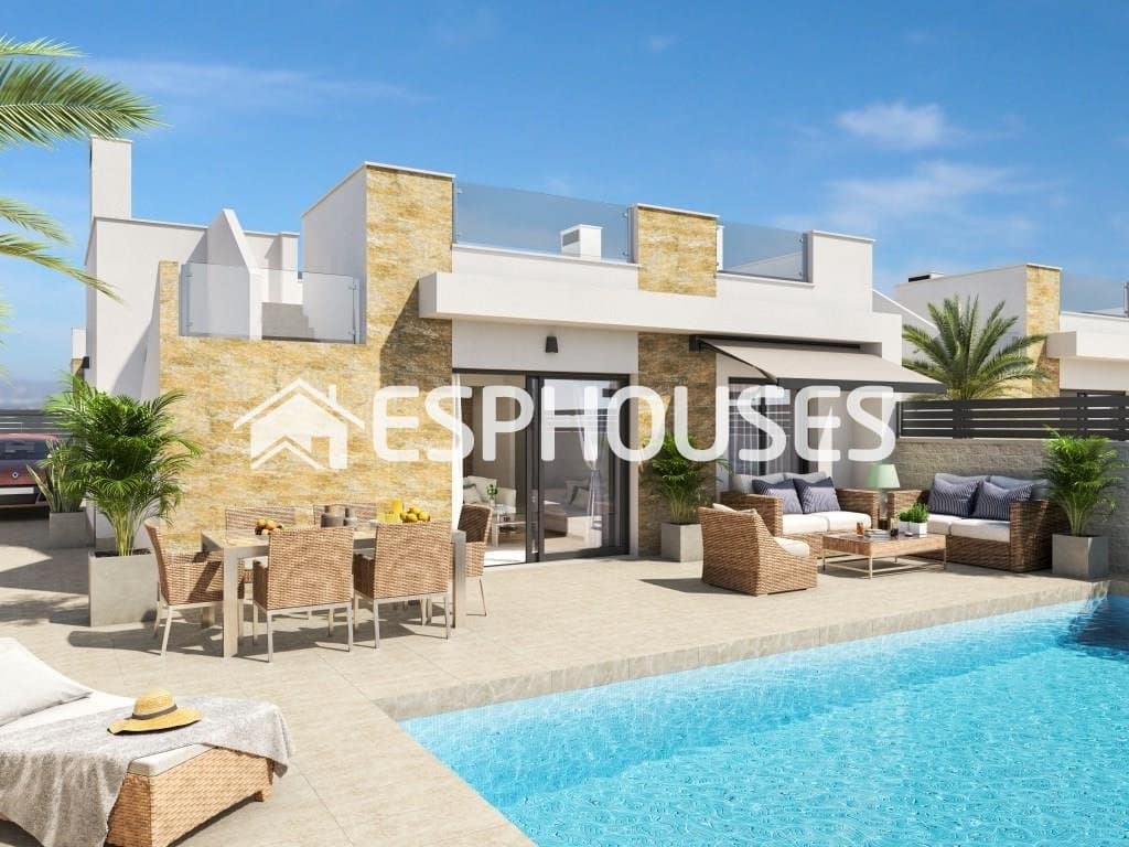 3 bedroom Villa for sale in San Fulgencio with pool - € 395,000 (Ref: 9444244)