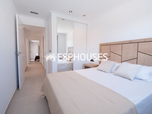 3 bedroom Villa for sale in San Fulgencio with pool - € 395,000 (Ref: 9444244)