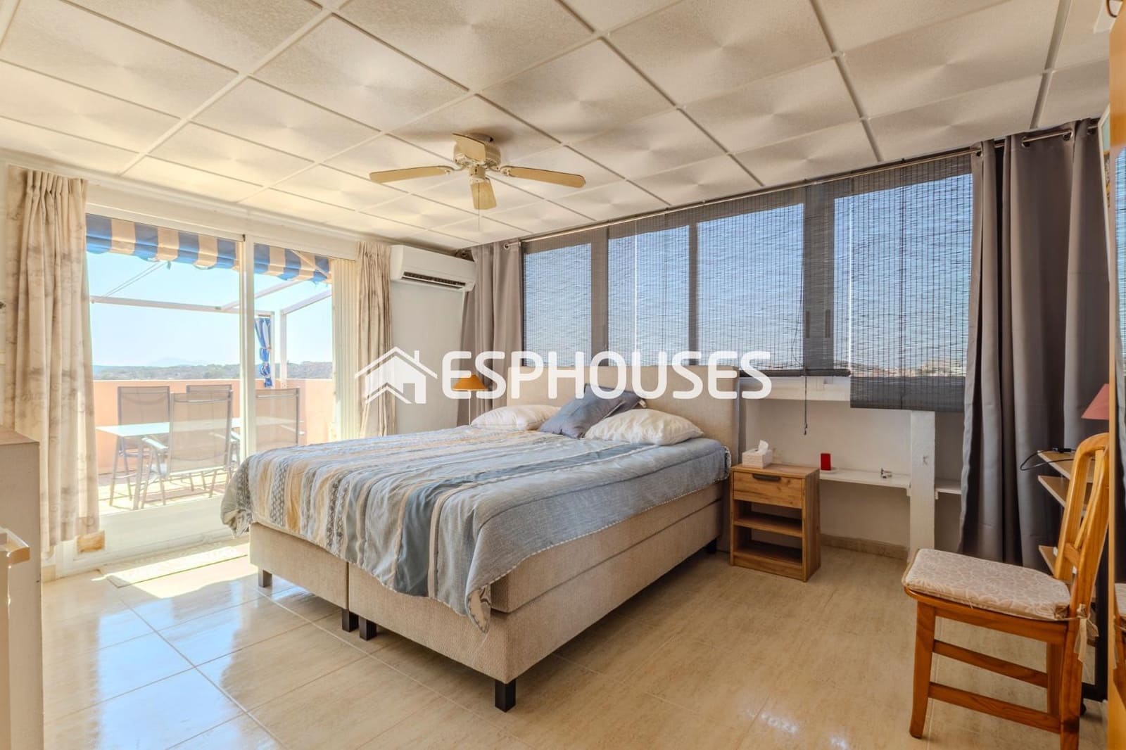 3 Zimmer Apartment zu verkaufen in Guardamar del Segura mit Pool Garage - 220.000 € (Ref: 9444246)