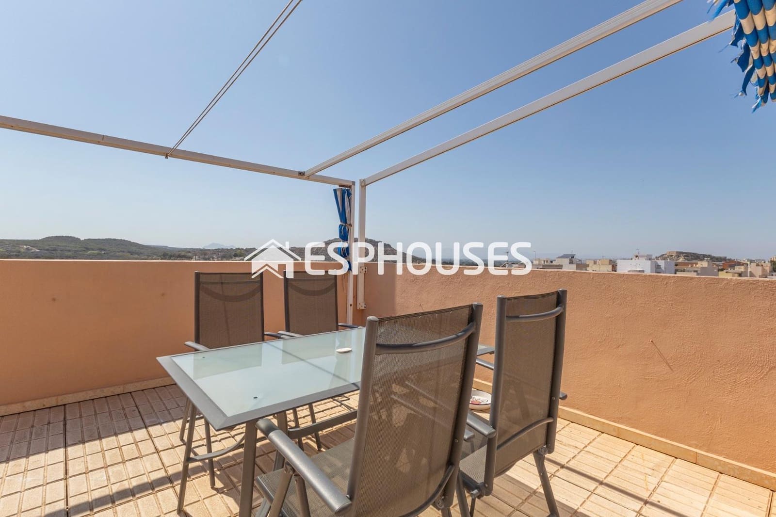 3 Zimmer Apartment zu verkaufen in Guardamar del Segura mit Pool Garage - 220.000 € (Ref: 9444246)