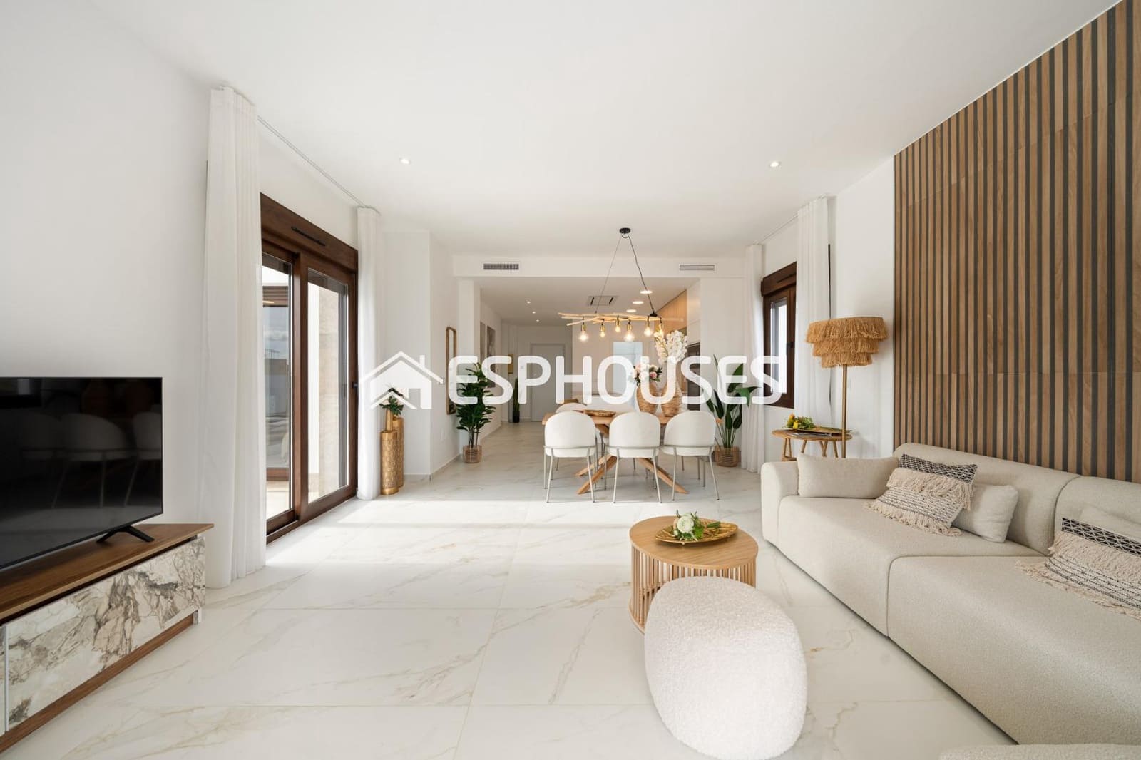 3 bedroom Villa for sale in Polop with pool garage - € 649,000 (Ref: 9444250)