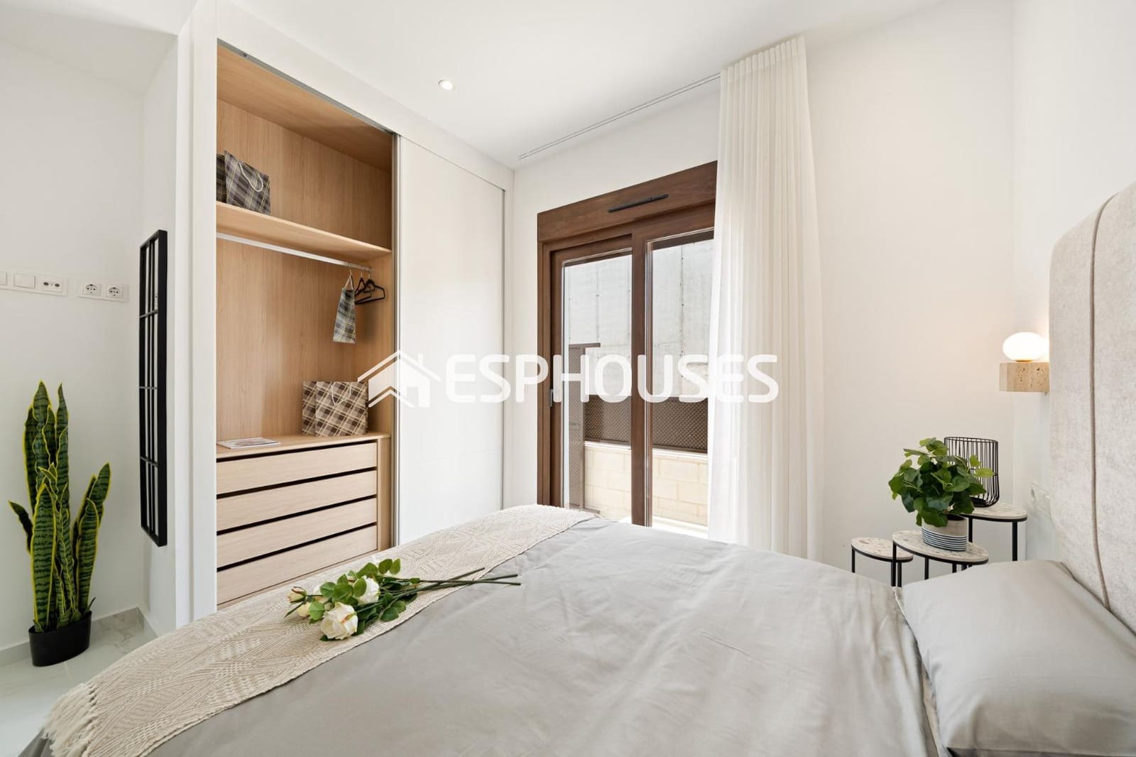 3 bedroom Villa for sale in Polop with pool garage - € 649,000 (Ref: 9444250)