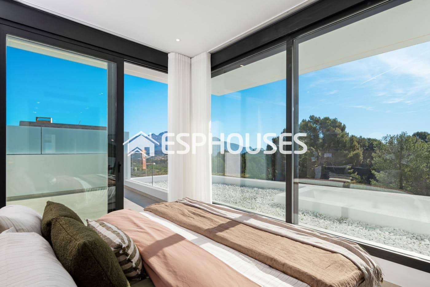 4 Zimmer Villa zu verkaufen in Polop mit Pool Garage - 745.000 € (Ref: 9444251)