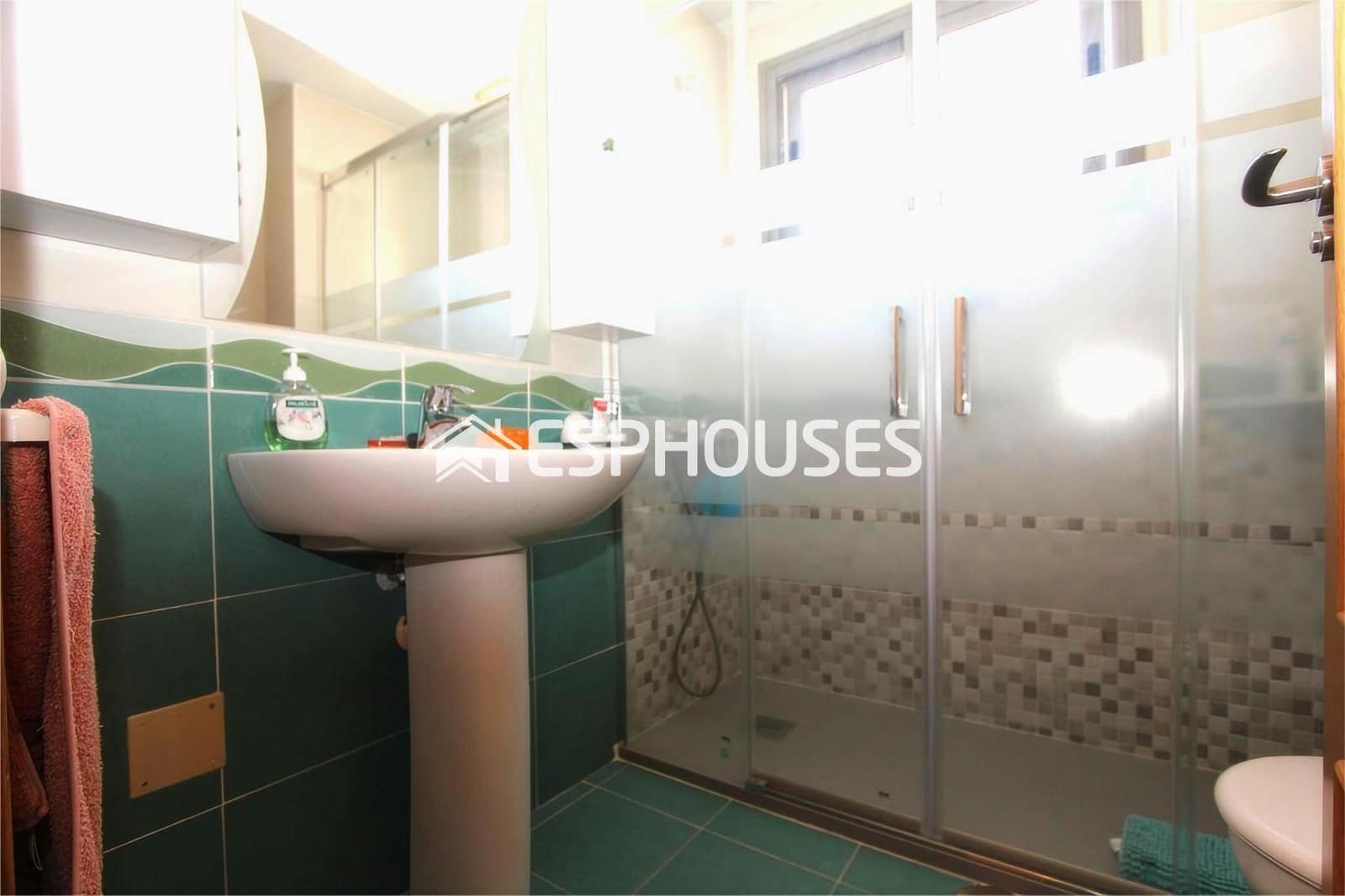 Apartamento de 2 habitaciones en Guardamar del Segura en venta con piscina garaje - 237.000 € (Ref: 9444257)