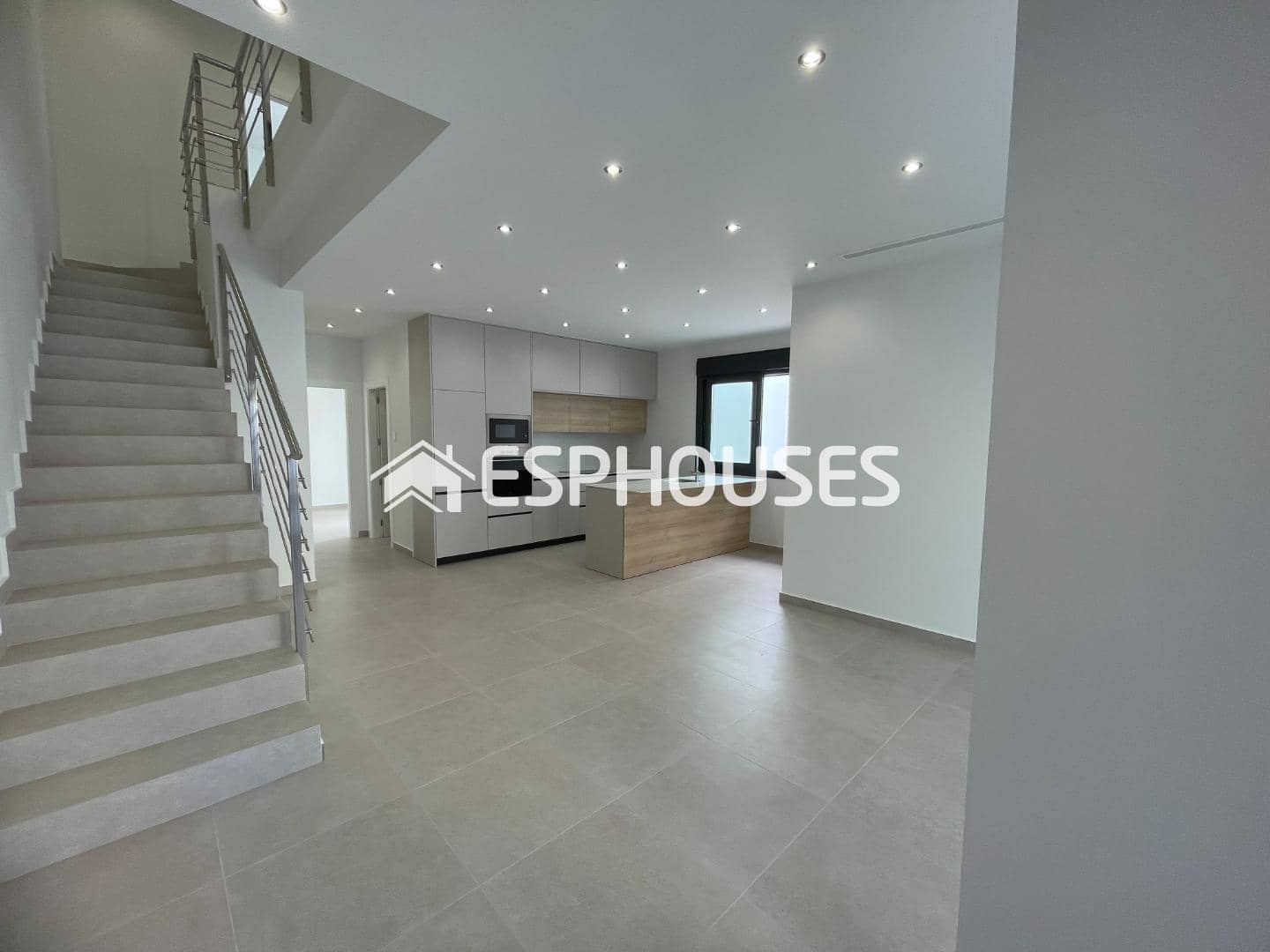 3 bedroom Villa for sale in Almoradi with pool garage - € 359,900 (Ref: 9444259)