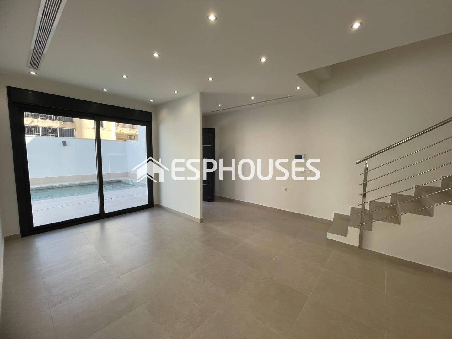 3 bedroom Villa for sale in Almoradi with pool garage - € 359,900 (Ref: 9444259)