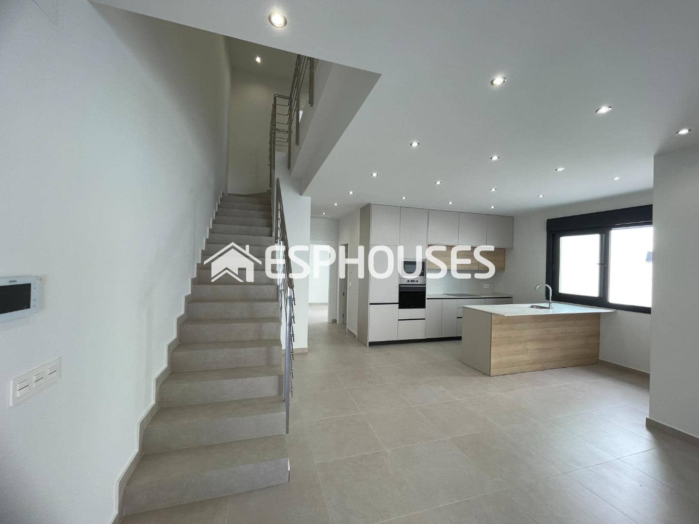 3 bedroom Villa for sale in Almoradi with pool garage - € 359,900 (Ref: 9444259)