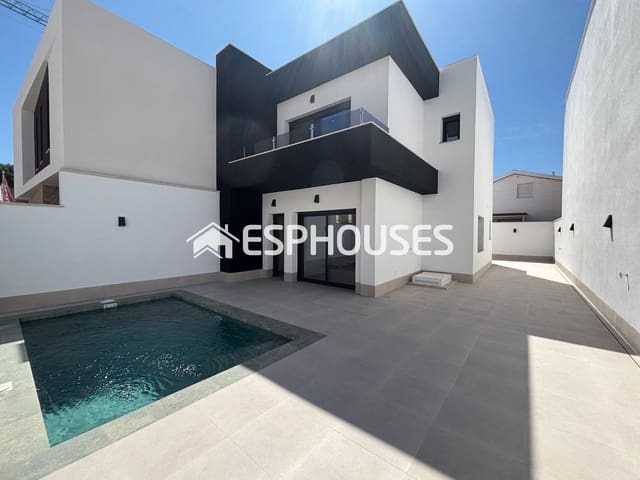 Chalet de 3 habitaciones en Almoradí en venta con piscina garaje - 359.900 € (Ref: 9444259)