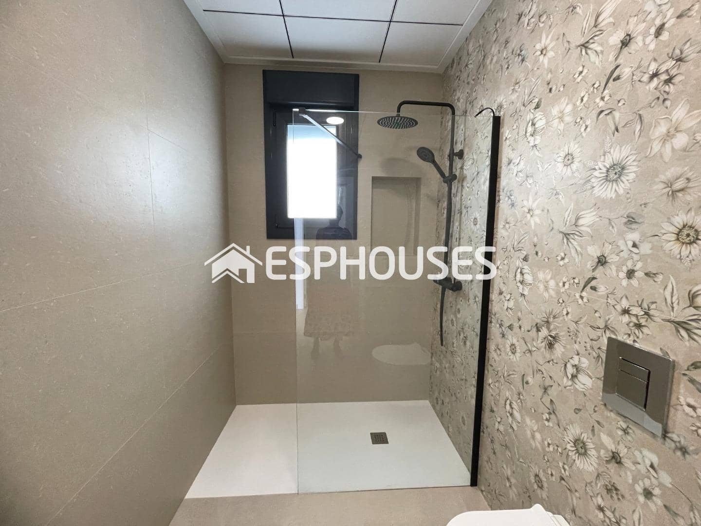 3 bedroom Villa for sale in Almoradi with pool garage - € 359,900 (Ref: 9444259)