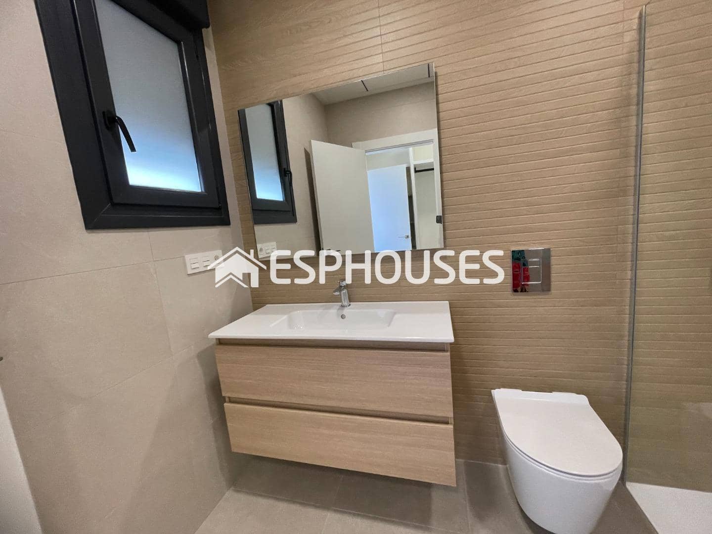 3 bedroom Villa for sale in Almoradi with pool garage - € 359,900 (Ref: 9444259)