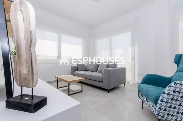 2 quarto Bungalow para venda em San Miguel de Salinas com piscina garagem - 375 000 € (Ref: 9444260)