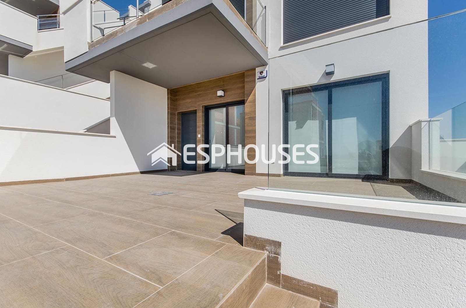 2 quarto Bungalow para venda em San Miguel de Salinas com piscina garagem - 375 000 € (Ref: 9444260)