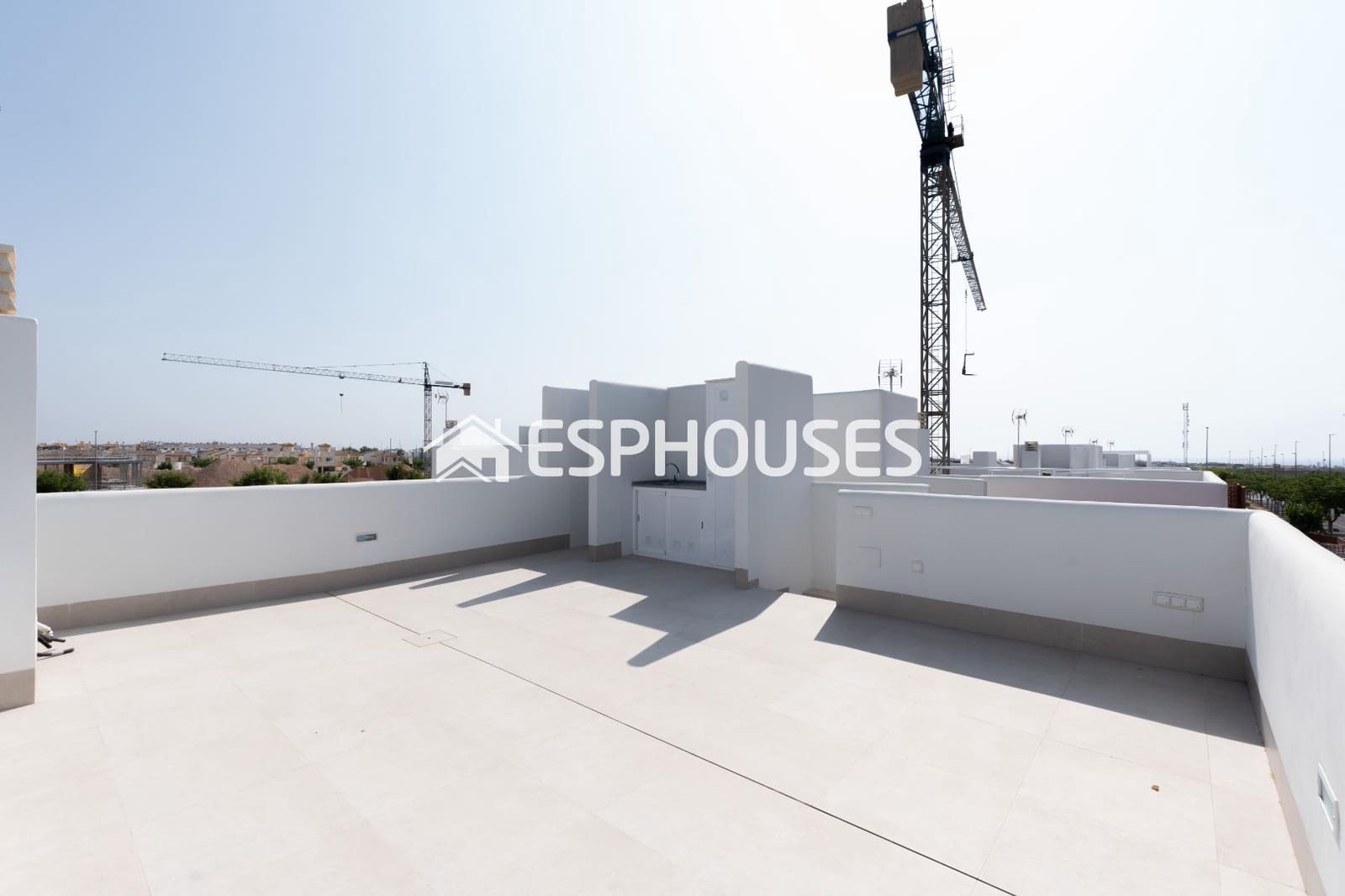 3 camera da letto Villa in vendita in Pilar de la Horadada con piscina garage - 469.000 € (Rif: 9444261)