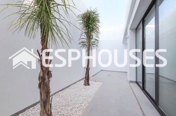 4 soveværelse Villa til salg i Ciudad Quesada med swimmingpool garage - € 724.000 (Ref: 9444262)