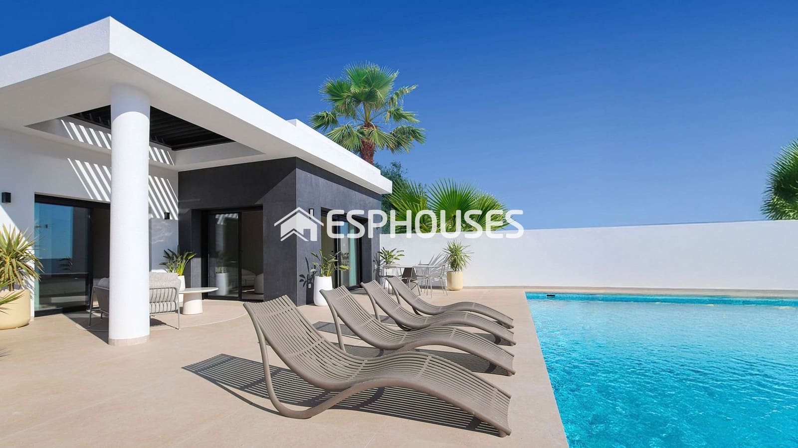 4 bedroom Villa for sale in Ciudad Quesada with pool garage - € 824,500 (Ref: 9444262)