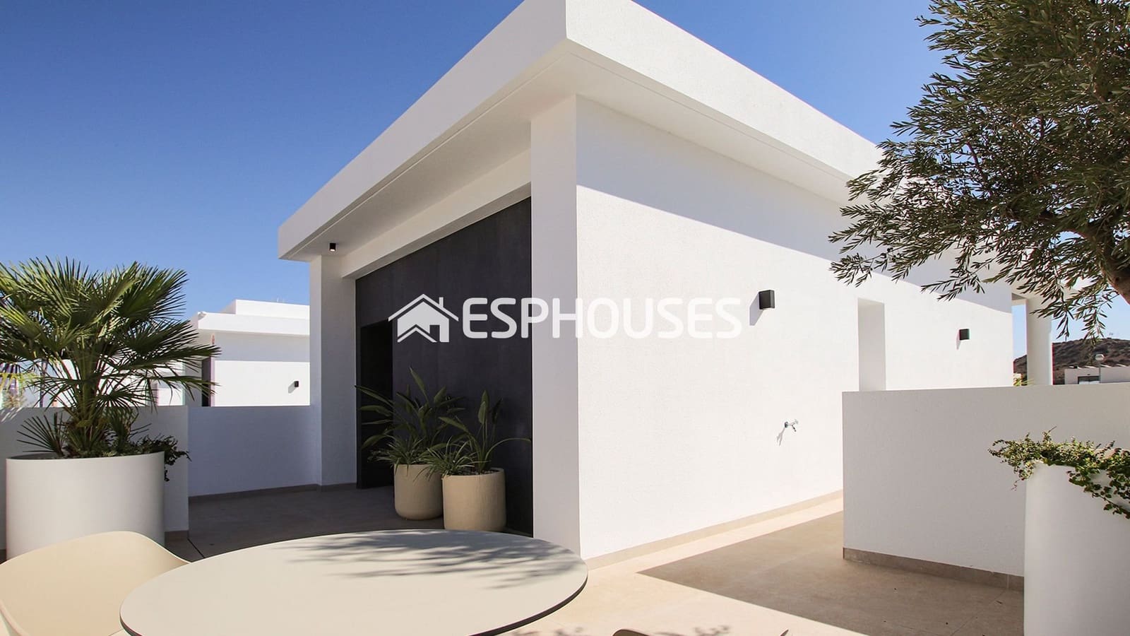 4 bedroom Villa for sale in Ciudad Quesada with pool garage - € 824,500 (Ref: 9444262)