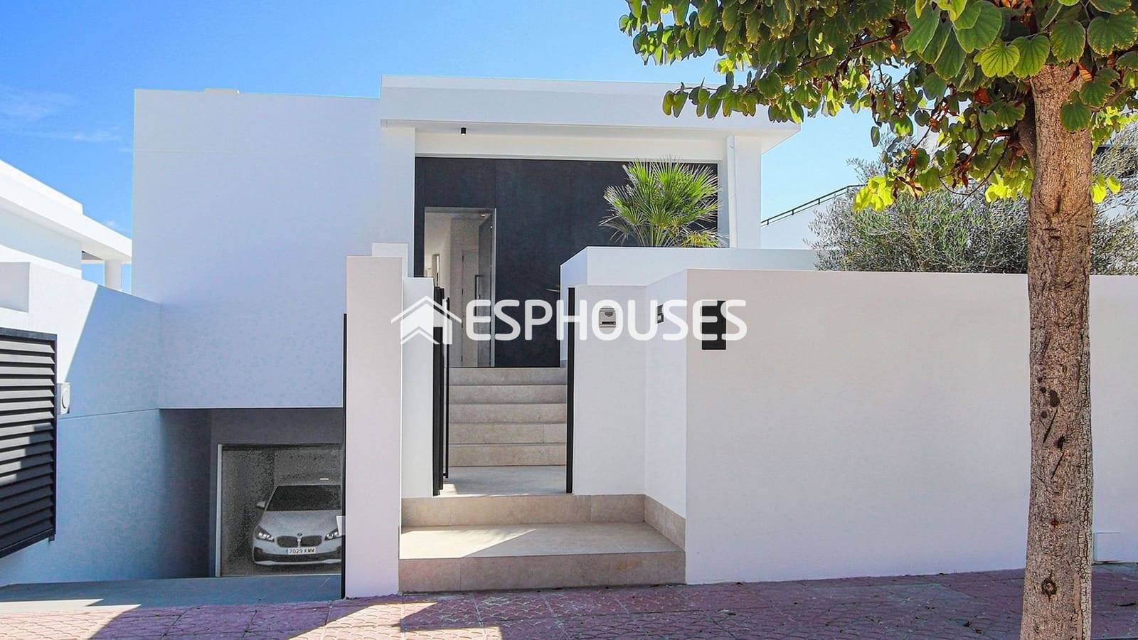 4 bedroom Villa for sale in Ciudad Quesada with pool garage - € 824,500 (Ref: 9444262)