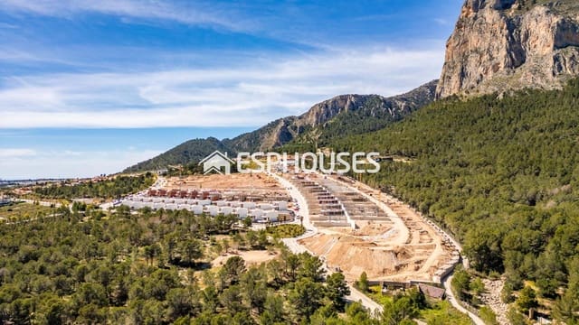 3 slaapkamer Villa te koop in Polop met zwembad garage - € 670.000 (Ref: 9444279)