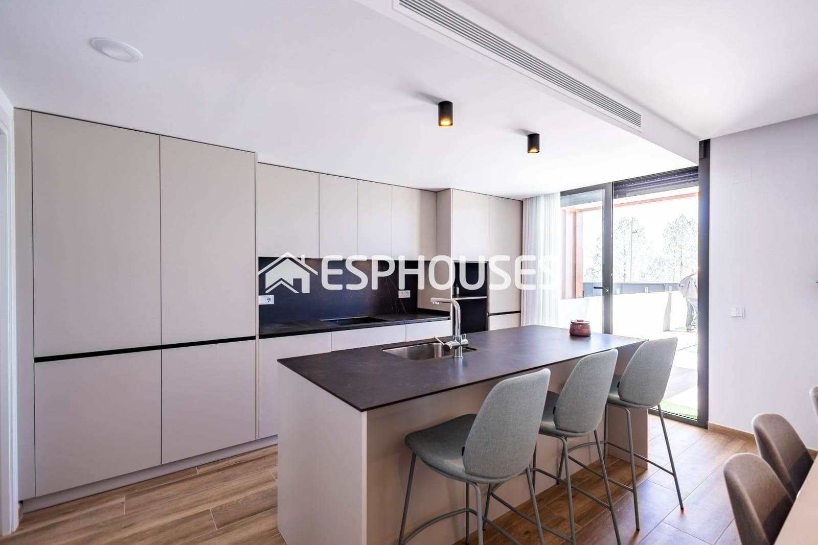 2 soverom Villa til salgs i Polop med svømmebasseng garasje - € 560 000 (Ref: 9444282)