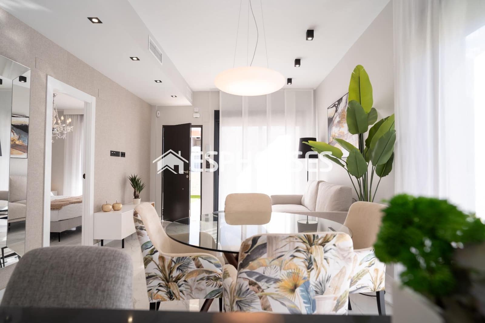 Apartamento de 3 habitaciones en Pilar de la Horadada en venta con piscina garaje - 305.000 € (Ref: 9444299)