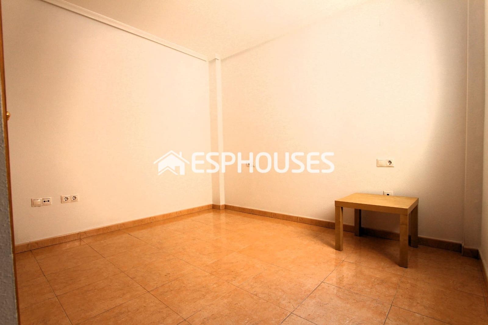 3 slaapkamer Appartement te koop in Almoradi - € 99.000 (Ref: 9444304)