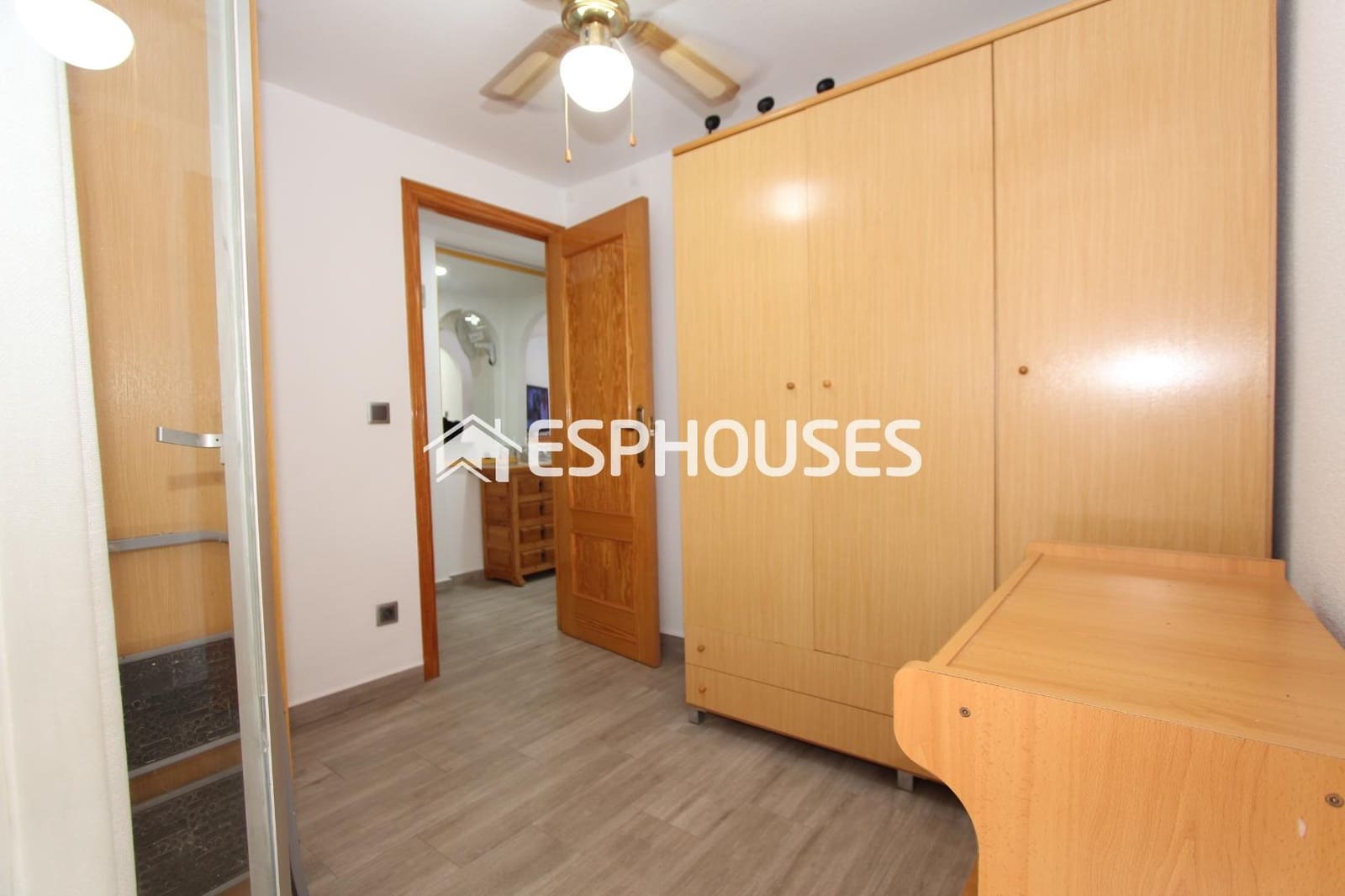 3 quarto Apartamento para venda em Guardamar del Segura com garagem - 229 000 € (Ref: 9444308)