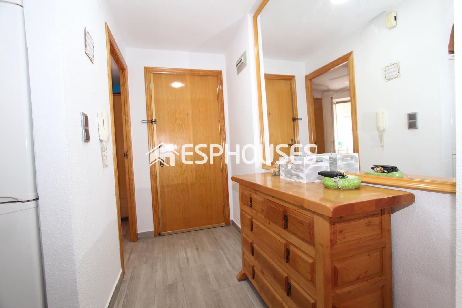 3 quarto Apartamento para venda em Guardamar del Segura com garagem - 229 000 € (Ref: 9444308)